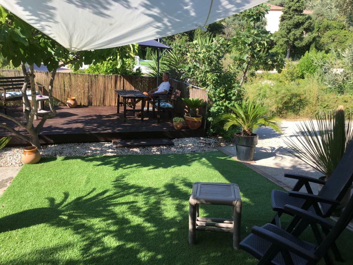 Les Terrasses Sur Bed and breakfast